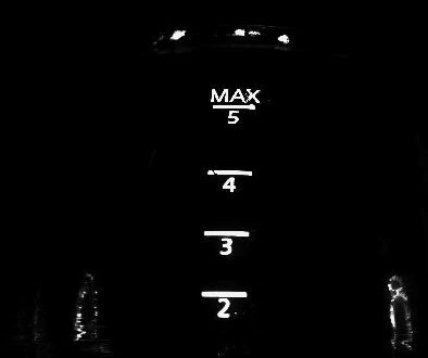Source white-bar capture showing MAX, numbered marks and horizontal scale ticks.